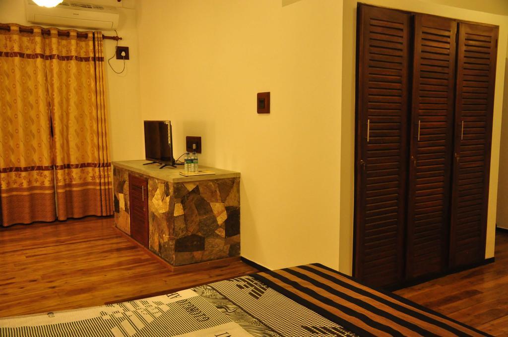 Asantha Guest House Unawatuna Room photo